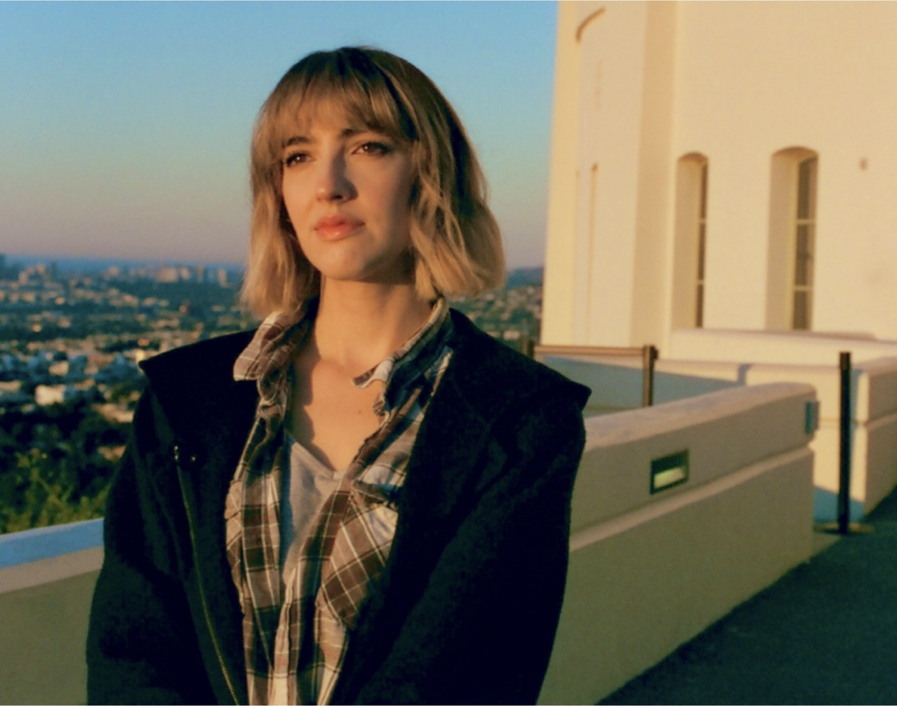 Her Ghost feature lookbook still 3